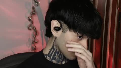 Bastiel online show from 12/04/25, 12:09