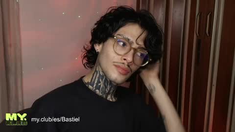Snapshot of bastiel_ chatting on 04/25/26, 02:47 Bastiel online show from 04/25/26, 02:47