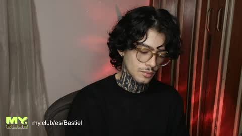 Snapshot of bastiel_ chatting on 05/06/26, 03:46 Bastiel online show from 05/06/26, 03:46