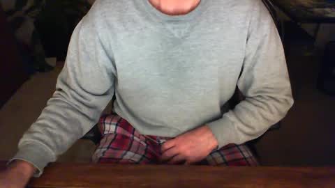 Snapshot of batebro13 chatting on 12/08/24, 01:25 BateBro13 online show from 12/08/24, 01:25