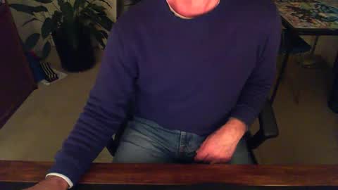 Snapshot of batebro13 chatting on 02/05/25, 01:44 BateBro13 online show from 02/05/25, 01:44