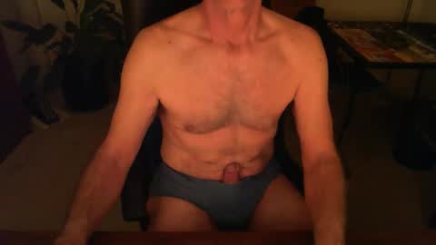 Snapshot of batebro13 chatting on 03/12/25, 01:30 BateBro13 online show from 03/12/25, 01:30