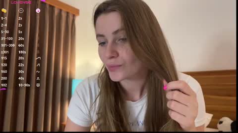 Snapshot of batewithkate chatting on 07/18/26, 11:19 Katrin online show from 07/18/26, 11:19