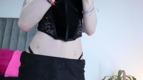    online show from 01/22/25, 01:00