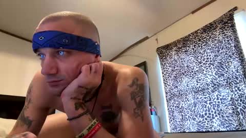 Snapshot of battlewolfxx chatting on 01/06/25, 03:08 battlewolfxx online show from 01/06/25, 03:08