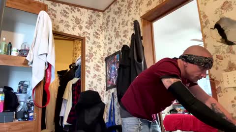 Snapshot of battlewolfxx chatting on 01/25/25, 03:09 battlewolfxx online show from 01/25/25, 03:09