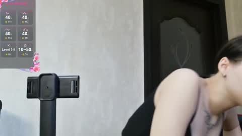 Snapshot of battyyhils chatting on 10/27/25, 12:09 battyyhils online show from 10/27/25, 12:09