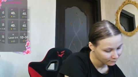 Snapshot of battyyhils chatting on 11/25/25, 12:27 battyyhils online show from 11/25/25, 12:27