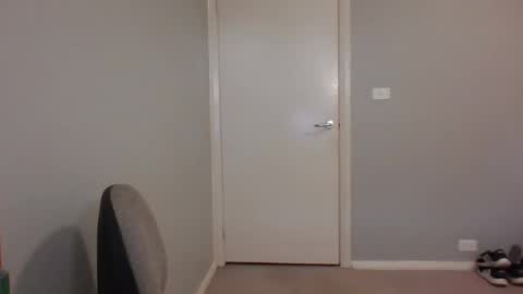 BjBambi online show from 02/17/25, 08:41