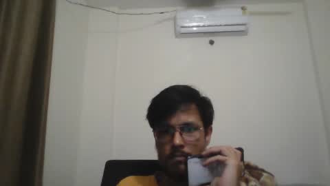 Snapshot of baybeeboi4u2 chatting on 02/28/26, 05:58 Neel online show from 02/28/26, 05:58
