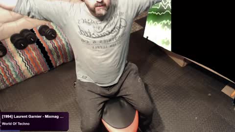 bazzz_8 online show from 12/04/24, 06:50