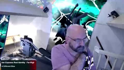 bazzz_8 online show from 02/09/25, 05:54