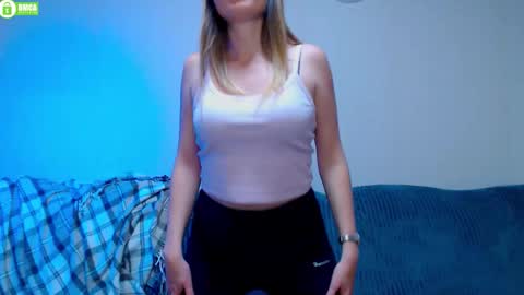 bb__bonami_ online show from 10/08/25, 03:31