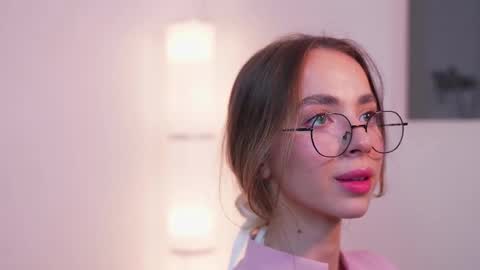 Snapshot of bb_jett chatting on 10/25/25, 04:57 JETT DENI online show from 10/25/25, 04:57