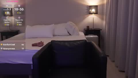 sofia online show from 07/28/26, 12:59