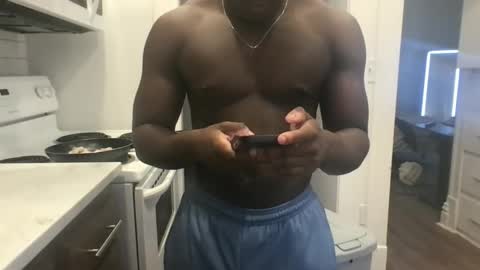 bballer_2002 online show from 11/11/25, 04:07