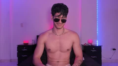 Valentino online show from 01/18/25, 03:31