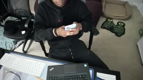 Racks online show from 02/21/25, 03:01