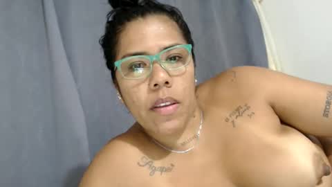 Snapshot of bbc_mixedgirl chatting on 05/06/26, 03:57 bbc_mixedgirl online show from 05/06/26, 03:57