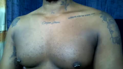 Snapshot of bbc_muscular chatting on 02/09/25, 01:25 camilo online show from 02/09/25, 01:25