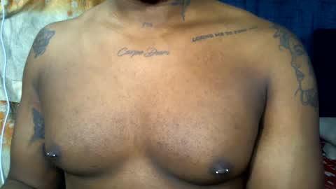 Snapshot of bbc_muscular chatting on 02/19/25, 03:38 camilo online show from 02/19/25, 03:38