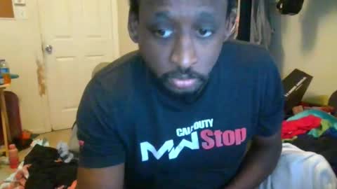 rocker n queen online show from 12/13/24, 04:05