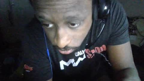 rocker n queen online show from 12/15/24, 12:38