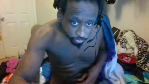 rocker n queen online show from 12/16/24, 06:05