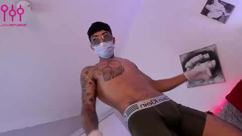 Snapshot of bbcbebyjunior chatting on 02/19/26, 11:39 bbcbebyjunior online show from 02/19/26, 11:39