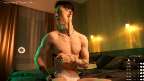 Snapshot of bbrandon_ chatting on 12/16/25, 07:19 Brandon online show from 12/16/25, 07:19