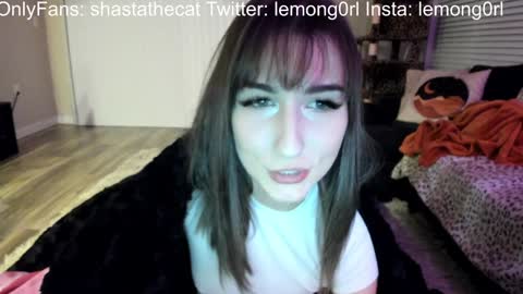 Snapshot of bbshasta chatting on 01/23/25, 03:26 Shasta online show from 01/23/25, 03:26