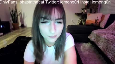 Snapshot of bbshasta chatting on 02/11/25, 04:22 Shasta online show from 02/11/25, 04:22