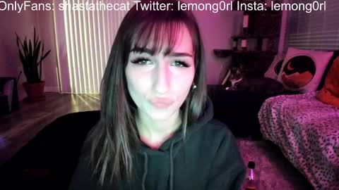 Snapshot of bbshasta chatting on 02/25/25, 06:36 Shasta online show from 02/25/25, 06:36