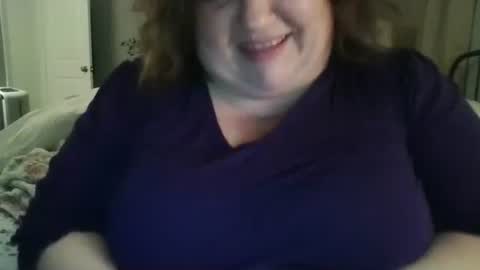 Snapshot of bbw_alltheway chatting on 05/07/26, 01:44 bbw_alltheway online show from 05/07/26, 01:44
