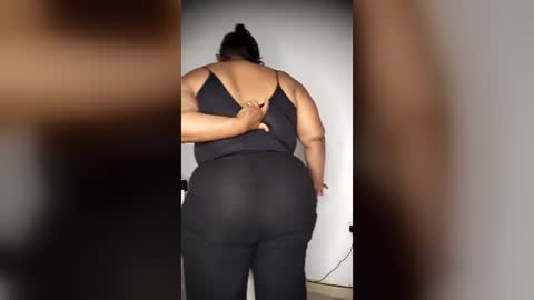 Snapshot of bbw_cindy11 chatting on 07/25/26, 10:40 Cindy online show from 07/25/26, 10:40