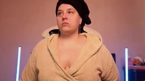 Love online show from 01/15/26, 10:35