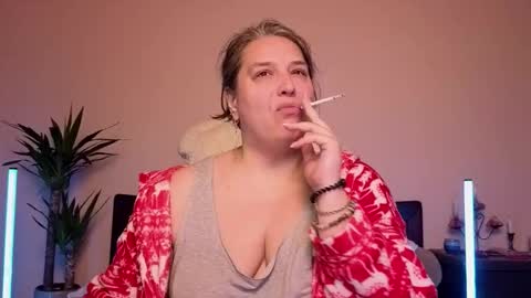 Love online show from 02/06/26, 08:23