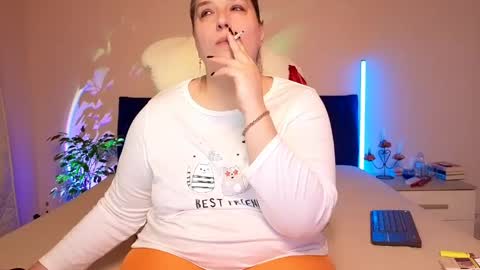 Love online show from 04/16/26, 12:39