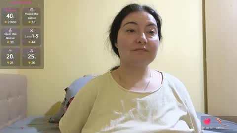 Snapshot of bbw_milf_4u chatting on 02/09/25, 07:09 Emma online show from 02/09/25, 07:09