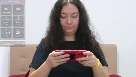 Snapshot of bbw_milf_4u chatting on 10/09/25, 10:46 Emma online show from 10/09/25, 10:46