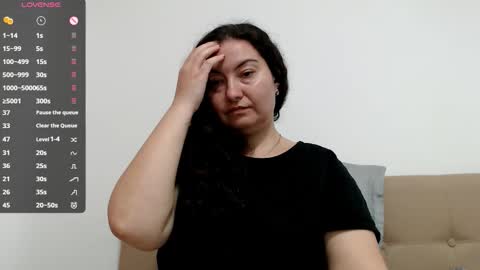 Snapshot of bbw_milf_4u chatting on 11/13/25, 12:15 Emma online show from 11/13/25, 12:15