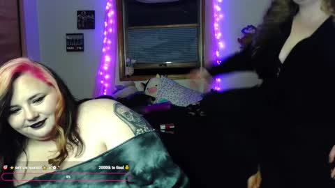 pixie online show from 01/11/26, 04:06