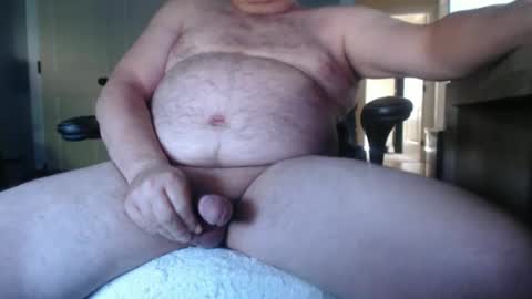 Snapshot of bbwman2011 chatting on 06/05/26, 12:33 bbwman2011 online show from 06/05/26, 12:33