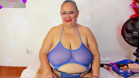 Snapshot of bbwsalome chatting on 04/29/26, 07:53 Salome online show from 04/29/26, 07:53