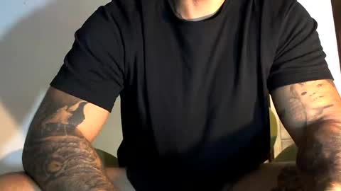 Snapshot of bby044 chatting on 12/02/24, 02:08 bby044 online show from 12/02/24, 02:08