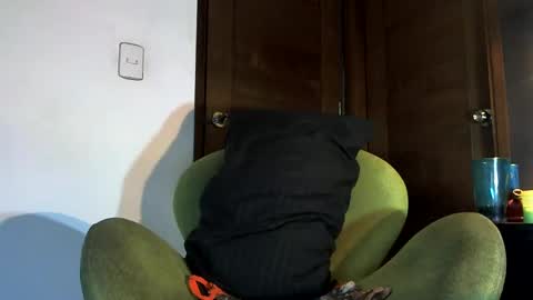 Snapshot of bby044 chatting on 12/04/24, 11:19 bby044 online show from 12/04/24, 11:19