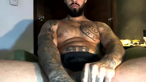 Snapshot of bby044 chatting on 02/06/25, 09:22 bby044 online show from 02/06/25, 09:22