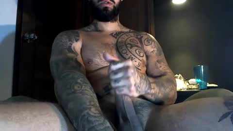 Snapshot of bby044 chatting on 02/12/25, 11:07 bby044 online show from 02/12/25, 11:07