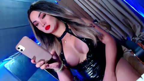 bby_lexielore69 online show from 09/17/25, 10:11