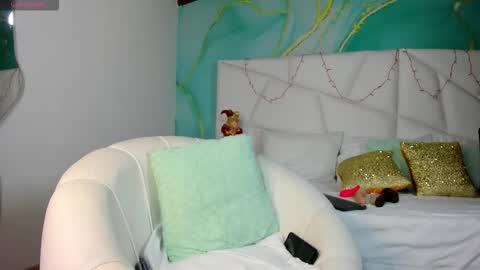 Alexxa online show from 12/02/25, 12:32